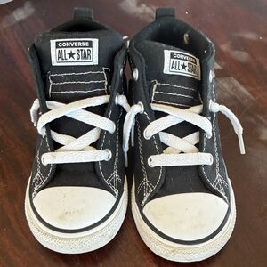 Converse Kids Black and White Low-Top All Star Sneakers